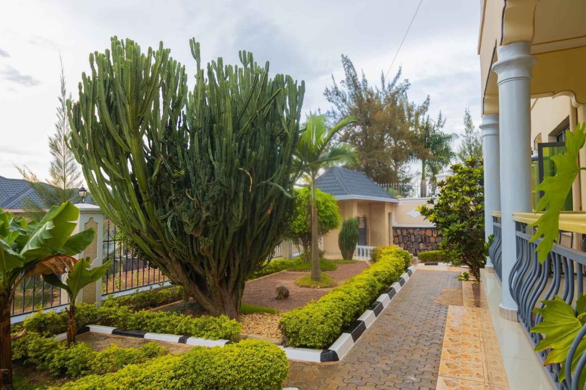 The Vista Homes Kibagabaga Kigali Bagian luar foto